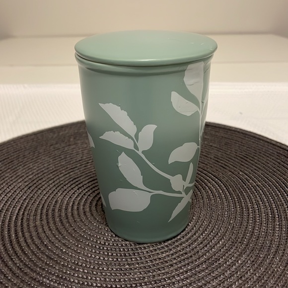 Tea Forte Green Leaf Design Coffee Mug with lid - Picture 3 of 7
